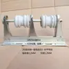 Soporte de poste de luz de calle de 2 niveles con cable y soporte en ángulo, canaleta de cable de dos fases estilo antiguo, montaje en pared exterior con aislador de botella cerámica de bajo voltaje