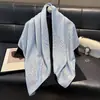 Bufanda minimalista 90 para mujer 2025 nuevo sentido de alta gama primavera y verano bufanda versátil estilo deportivo bufanda corbata venta al por mayor