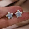 Brincos de Estrela de Cristal Azul Claro Estilo Doce com Agulha de Prata S925, Sensação Fresca e de Alto Padrão, Joias de Brincos Tendência de Nicho 2026