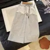Novo Conjunto de Roupa de Outono para Meninas Jaqueta Estilosa Cardigan de Renda para Crianças Moletom com Capuz de Duas Peças Menina Tendência Primavera/Outono