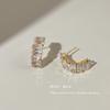 Brincos de zircônia de diamante completo de luxo leve, agulha de prata, nicho, arco simples, moda, elegante, brincos elegantes avançados
