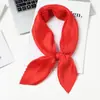 Bufanda cuadrada plisada monocromática de exportación para Corea del Sur para mujer Primavera y Otoño versátil rombo bufanda pequeña profesional bufanda pequeña decorativa bufanda