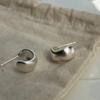 Pendientes de botón G 95 para mujer Diseño de nicho Textura esmerilada Pendiente de botón simple Anillo de oreja rizado Tendencia para mujer X3/4