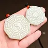 Venta al por mayor del fabricante Colgante Natural de Jade Afgano Tai Chi Bagua Yin Yang Qiankun para Hombres y Mujeres, Colgante Bagua Color Jade Blanco