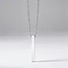 Collar con Colgante Rectangular Tridimensional de Acero Inoxidable para Mujeres y Hombres, Cadena de Perlas, Personalizable, Moderno, Versátil Cadena de Pareja, No se Desvanece
