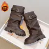 Botas Altas para Niña 2026 Otoño/Invierno Nuevo Estilo Botas de Montar Martin para Niña Suela Suave Forradas de Terciopelo Cálidas Botas Grandes de Algodón