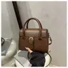 Bolsa pequena feminina transfronteiriça 2025 nova tendência moda ombro e transversal com um toque de nicho