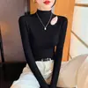 Camiseta interior de cuello semi-alto para mujer con diseño hueco, de manga larga, para Otoño/Invierno, Adelgazante, Elegante, Tacto de alta gama, Top blanco para mujer