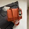 Bolsa Feminina Moda Coreana de Axila 2026 Nova Coleção de Primavera Bolsa Quadrada Pequena Simples Bolsa de Ombro Transversal de Alto Valor