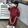 Conjunto de Roupas de Outono para Meninos Jaqueta 2026 Novo Estilo Crianças Estiloso Bonito Menino Estilo Coreano Roupas Bonitas Estação Primavera e Outono