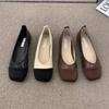 Sapatos baixos de camada única Sapatos femininos rasos mutantes de ervilha 2025 Novos sapatos de concha slip-on de primavera e outono Estilo perfumado Mary Jane Sapatos de leite
