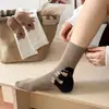 Nuevos Calcetines de Algodón de Caña Media Otoño Estilo Coreano y Japonés Lindos Dibujos Animados Calcetines Caídos Flocados para Mujer Casual Animal Sin Costuras Calcetines de Maternidad