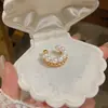 Clip para Oreja de Perla Francesa Sin Perforación Doble Capa Ear Cuff con Perlas Estilo Elegante Versátil Pendiente para el Trabajo Elemento Popular de Celebridad de Internet para Mujer