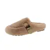 Zapatillas cerradas de peluche estilo nuevo para mujer, de meter, zapatillas de algodón para otoño e invierno, de suela plana, 2026 felpa y cálidas