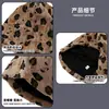 Gorro holgado estilo Páramo con estampado de leopardo desgastado para mujer, Otoño e Invierno, Adelgazante, Versátil, Circunferencia de cabeza grande, Gorro turbante