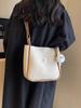 Bolso bandolera de diseño nicho de alta gama para mujer 2023 nuevo otoño sencillo bolso cubo bolso de hombro con colgante