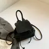 Mochila de camurça retrô de nicho estilo coreano, nova coleção outono 2026, mochila pequena casual, bolsa estilosa para o dia a dia para mulheres