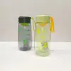 2025 nuevo gran capacidad tapa elástica con popote deportiva jarra grande vaso de plástico degradado 1L portátil