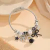 Pulseira de Miçangas DIY Estilo Luxo Leve Preto e Branco Múltiplos Pingentes Corrente Osso de Cobra Moda Transfronteiriça Europeia e Americana Pulseira Acessórios Femininos Atacado