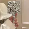 Espejo de Maquillaje de Mano Estilo Retro Ins de Celebridad de Internet Espejo Pequeño Portátil para Llevar de Mujer Espejo de Maquillaje de Mano Espejo con Mango
