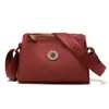 Bolsa de Maternidade Leve de Grande Capacidade Multicamadas Feminina 2026 Nova Bolsa Transversal Casual Versátil Bolsa de Ombro Único em Tecido Oxford para Mamãe
