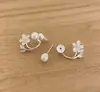 Pendientes de Flor de Circonita y Perla, Pendientes Exquisitos y Compactos para Mujer, Pendientes Versátiles de Nuevo Primavera Temprana 2026, Pendientes de Estilo Festivo