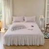 Juego de Tres Piezas de Alfombrilla Refrigerante de Haba de Hielo Estilo Girly Francés, Estilo Falda de Cama Refrigerante de Verano, Lavable a Máquina, Alfombrilla Suave Plegable para Aire Acondicionado