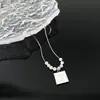 Collar de amor hueco de acero de titanio resistente a la decoloración para mujer, colgante de amor con diseño de nicho de lujo ligero, cadena de clavícula de temperamento versátil