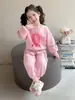 Traje para Niña Otoño Nuevo Estilo Moda Bebé Niña Falso Dos Piezas Sudadera con Capucha Traje Ropa de Otoño para Niños Pantalones Conjunto de Dos Piezas Tendencia