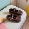Zapatos de Princesa de Encaje con Lazo y Perlas para Niñas 2026 Otoño Nuevo Estilo Coreano Zapatos de Cuero Negro de Suela Suave para Niños