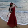 Vestido Estilo Férias na Praia Feminino 2024 Design de Verão Costas Nuas Alça Linha A Longo Estilo Francês Elegante Alça