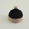Boina de Bebé con Logo Cuadrado Simple Gorra de Pana Cálida para Exteriores Elegante Versátil Sombrero Hip-Hop Infantil Exportación