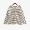 Suéter de punto a rayas con capucha versátil para mujer de talla grande 2026 otoño casual suelto para mujer de talla grande 25090