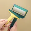 Quitapelusas 2 en 1 con rollo de papel desprendible, removedor electrostático de pelo de mascota, limpiador de polvo para pisos, cepillo para limpieza de sábanas y eliminación de pelusas