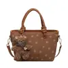 Bolsa de balde estilo coreano, descontraída e chique, nova coleção outono 2026, uma bolsa de mão estilosa e moderna com design de coração, perfeita como bolsa de ombro ou bolsa transversal.