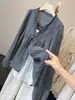 Camisa de mujer estilo francés con cordones y escote en V, tipo dos piezas, manga larga, para principios de otoño, corte holgado, adelgazante, con ribete de volantes y elegante diseño de patchwork