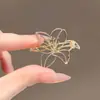 Broche com Acabamento de Luxo, Estilo Nicho e Simples, Alfinete de Roupa, Acessório de Pérola para Terno, Broche