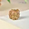 Colgante Pequeña Zorra Tallada en Sándalo Verde Cadena para Teléfono Móvil Llavero Agujeros Pasantes Superior e Inferior DIY Accesorios para Collar de Zorro de Nueve Colas