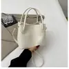 Moda Femenina de Nicho Versátil Bolso Cruzado, Bolso de Mano Súper Popular, Bolso Tipo Cubo, Nuevo Color Block Transfronterizo 2025