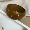 Pulsera geométrica de madera con remaches en forma de diamante de estilo étnico europeo y americano, pulsera vintage simple transfronteriza, joyería de moda de nicho para mujer