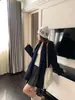 Top Base de Encaje Blanco Puro Deseo para Mujer Otoño Invierno Ropa Interior Cuello en V Manga Larga Nuevo Estilo Versátil Tejido Delgado