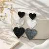 Aretes de Corazón de Tres Capas Rosa Barbie Súper Brillantes Estilo Océano Ins con Estrella de Mar y Concha de Acrílico Aretes del Día de San Valentín