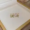 Brincos de letra H de luxo, estilo de moda popular, design simples e versátil, brincos de moda de nicho de alta qualidade