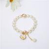 Pulsera de Ópalo Mariposa para Mujer de Nicho de Lujo Ligero de Alta Gama con Cuentas de Cristal al por Mayor Colgante Accesorios Yiwu Nuevo