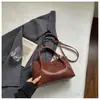 Bolsa de Palha Tecida Estilo Retrô Feminina 2026 Nova Grande Capacidade Ombro Único Transversal Mão Bolsa Tote de Alta Qualidade para o Dia a Dia
