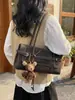 Bolso Baguette de Terciopelo PU Rojo de Moda de Gran Capacidad para Mujer, Nuevo Bolso de Hombro/Axila Tendencia 2026, Bolso de Mano
