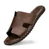 Sandalias Retro Hechas a Mano para Hombre, Calzado de Verano para Exteriores, Chanclas Antideslizantes Casuales con Correa Trasera, Sandalias de Cuero Versátiles y Transpirables para Personas de Mediana Edad, Múltiples Estilos