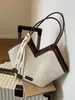 Bolsa de Ombro Versátil Tecida Retrô Transfronteiriça para Mulheres 2025 Nova Moda Casual Bolsa de Ombro Cor Contrastante Bolsa Tote para o Dia a Dia
