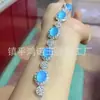 Novo Bracelete de Calcedônia Branca Natural de Alta Qualidade Estilo Chinês com Cravação Completa em Diamante Banhado a Prata para Mulheres