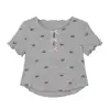 Verão 2026 Novo Estilo Blusa Infantil Estampa de Bolinhas com Laço Cor Sólida Simples Versátil Camiseta com Barra Franzida Fofa
